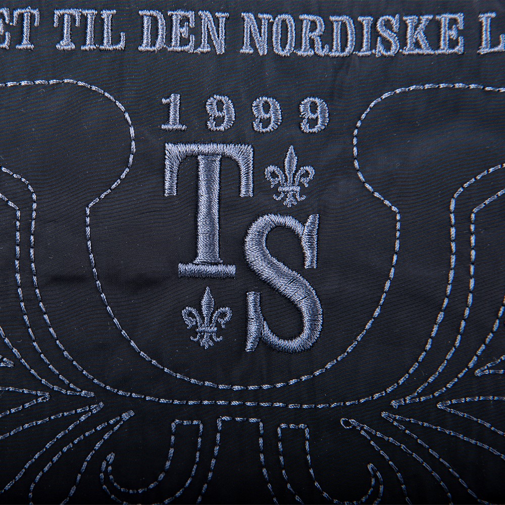 JA-S22-G26069-Wandalia-schwarz-Detail_17032