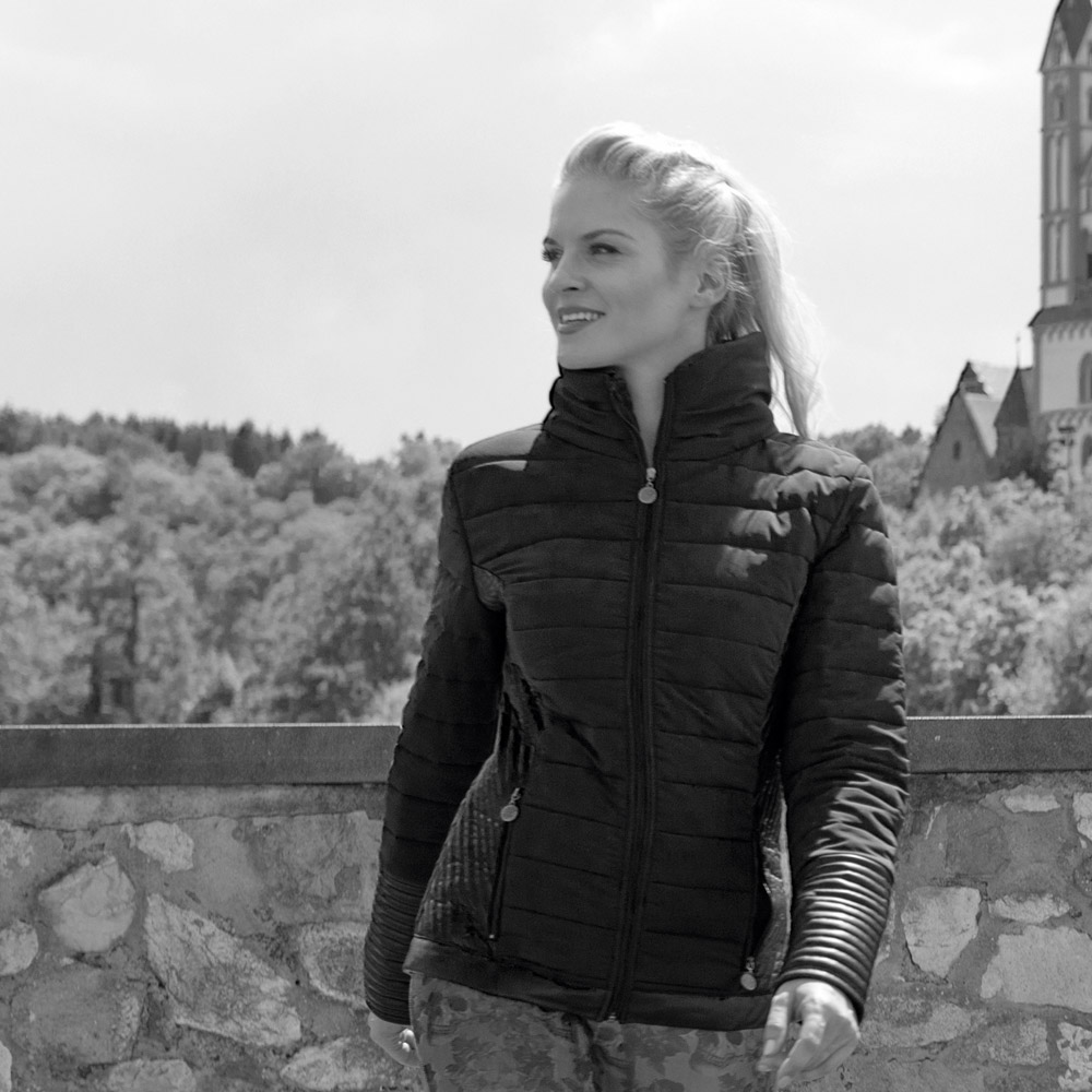 JA-G26056_13324kMKlqWrKCKtFG