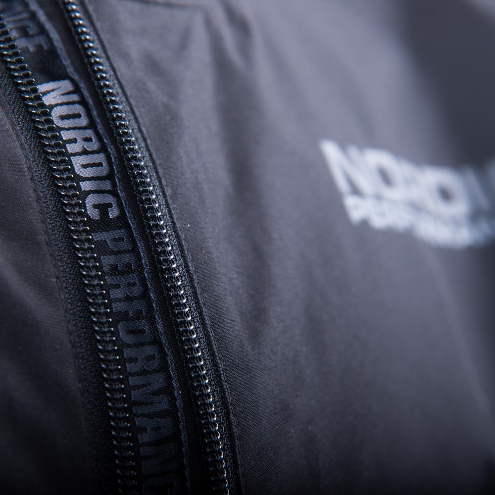 JA-S22-15194-Skarstind-schwarz-Detail02_17000THjDhKzHlW8lL