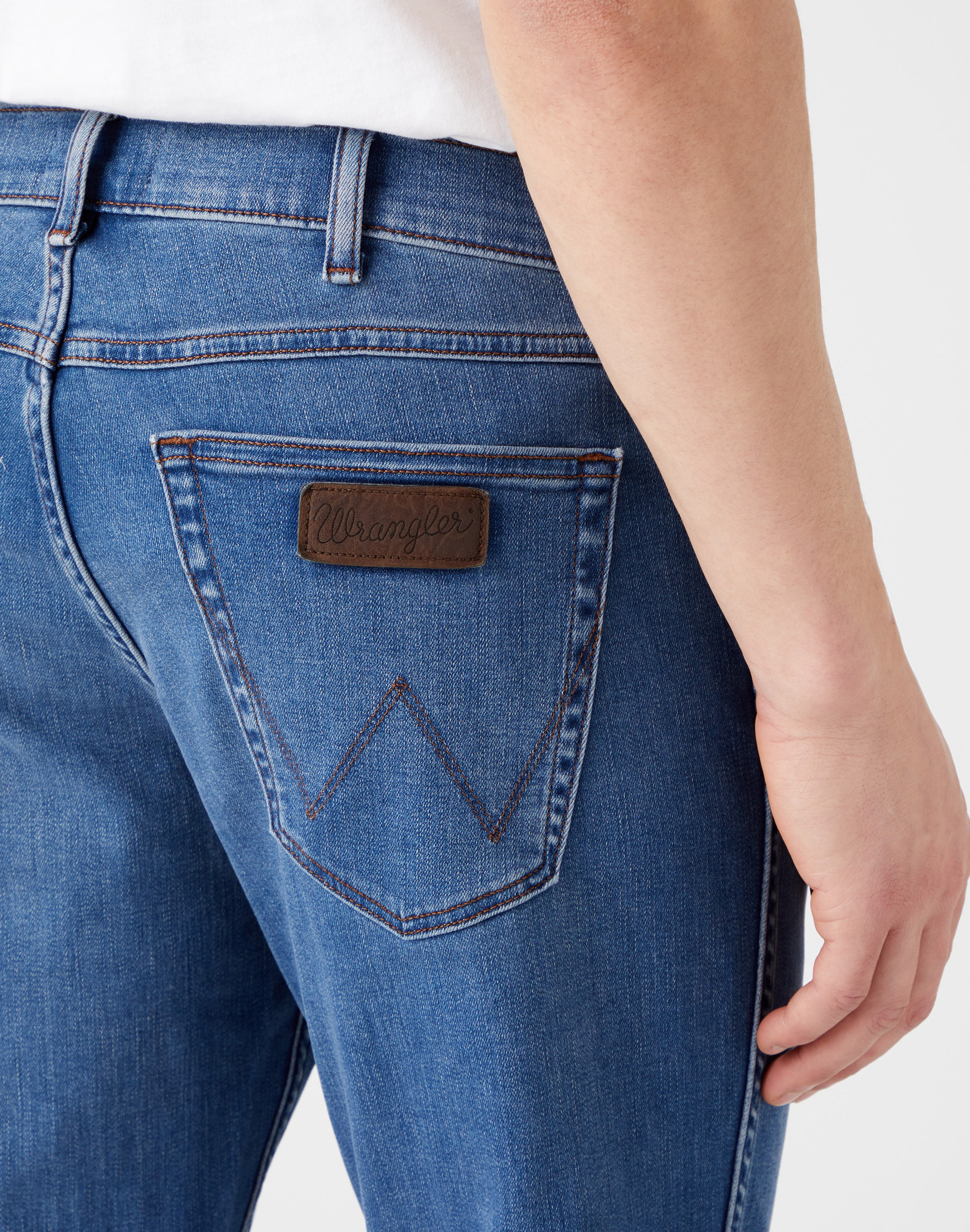 112126995_4_mosaic-1