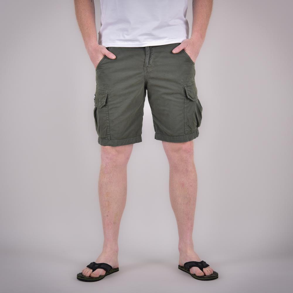 HK-S23-17117-Farsund_Studio_nah_front_oliv_16352