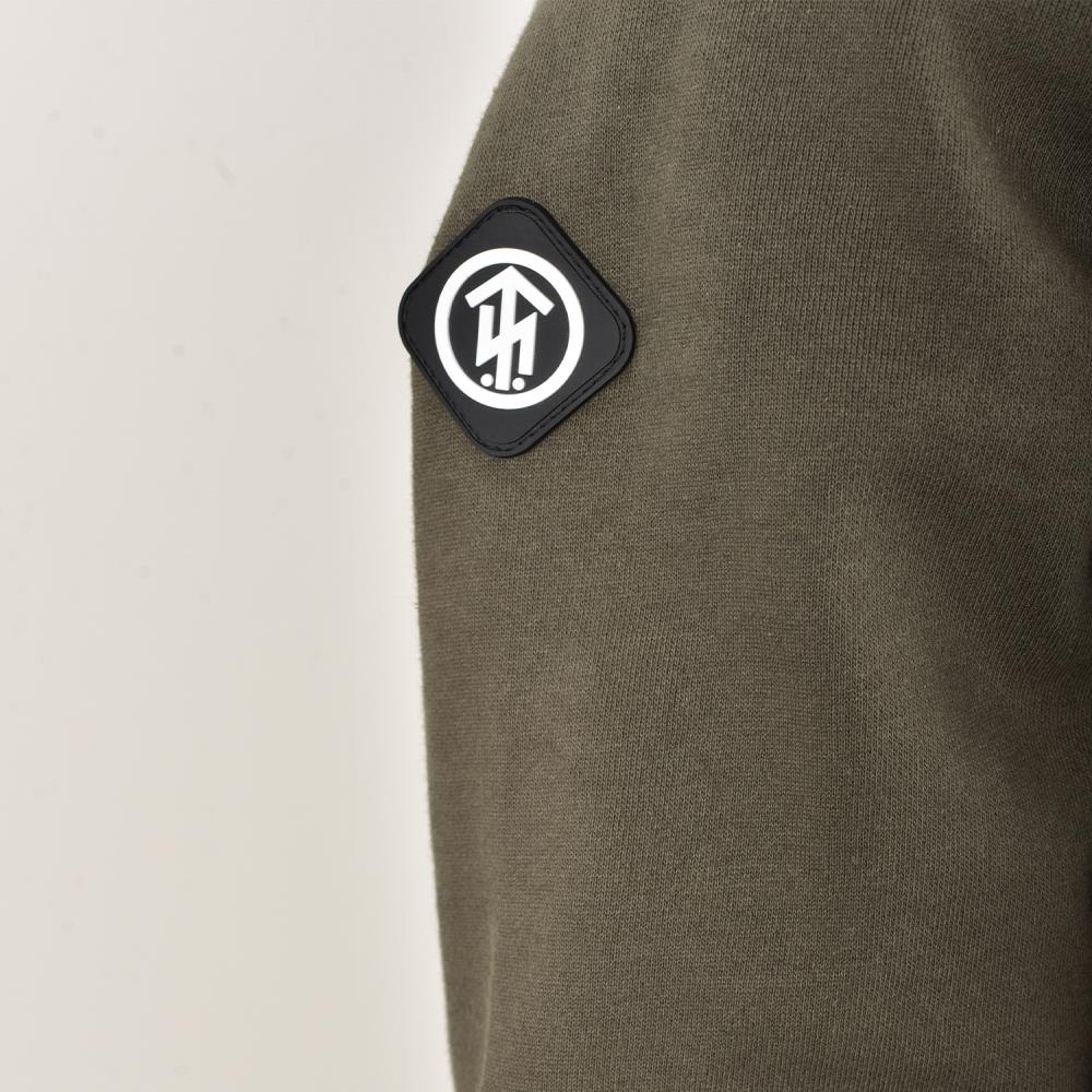 KPZJ-W23-14308-Oswin-Detail_04_20450