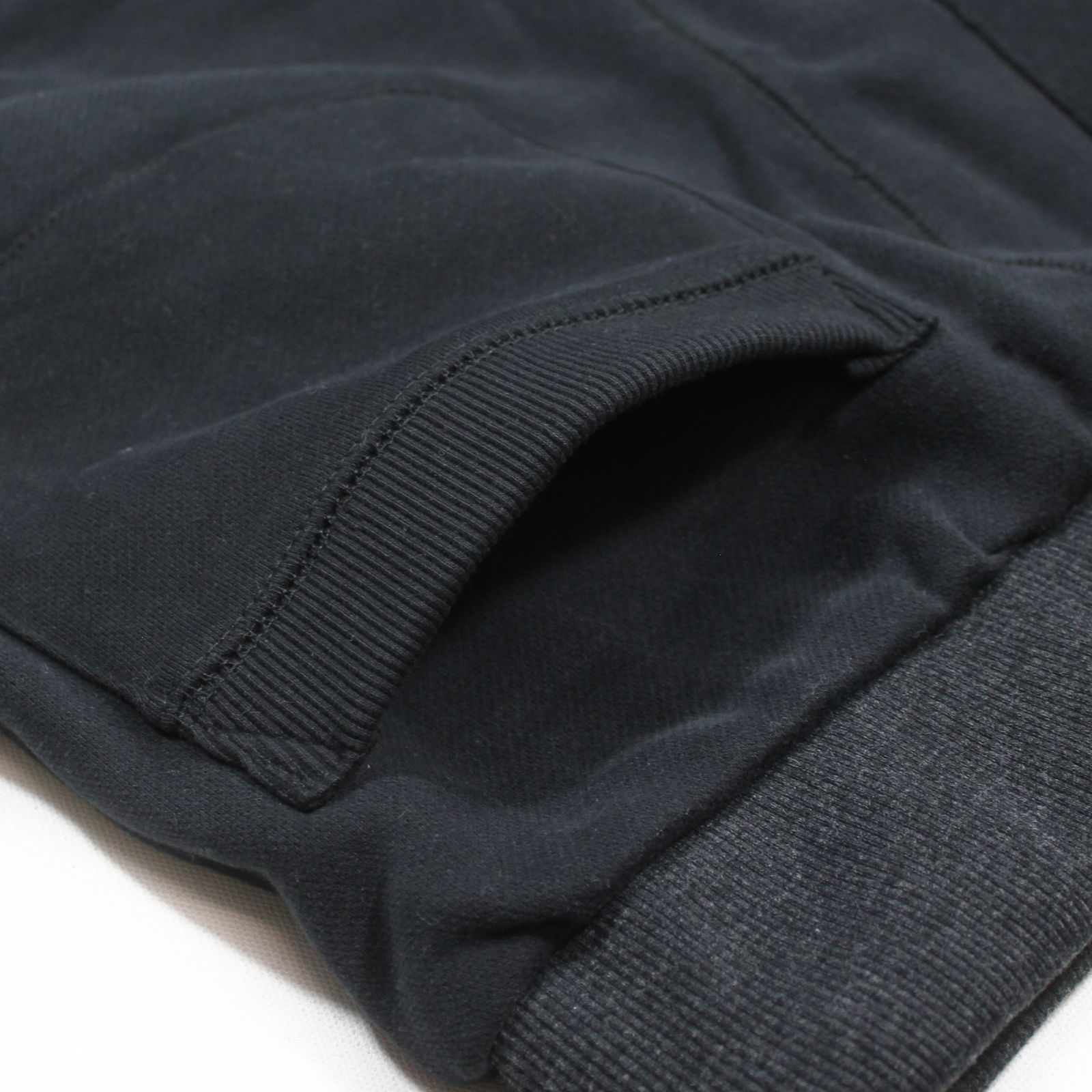 yakuza-premium-jogginghose-4