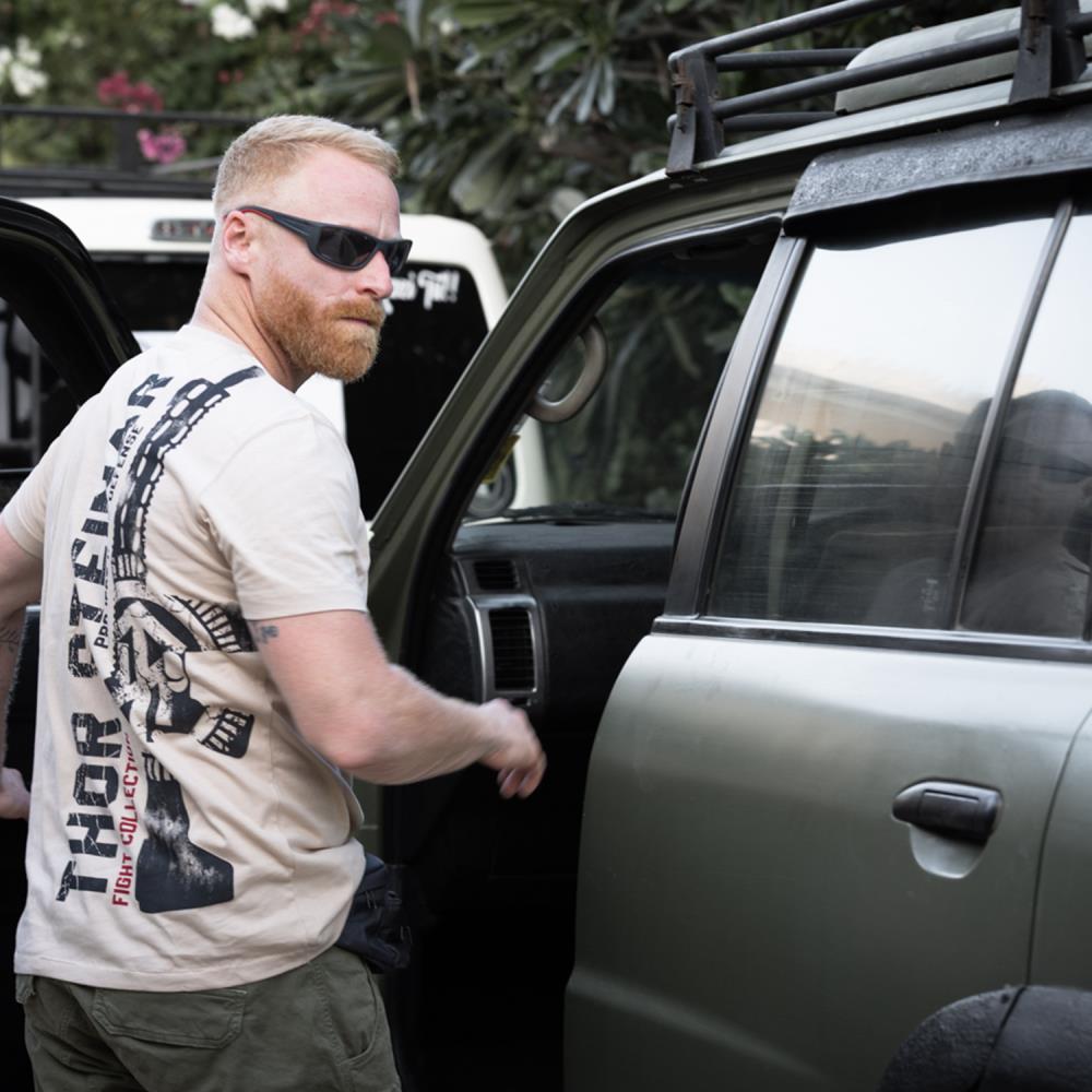 TS-S25-10420-Fight-sand_2283262aFbb3zfe8Gn